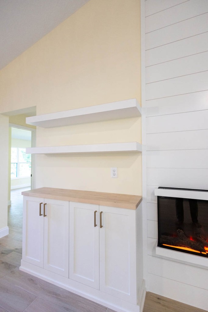 Rolling Hills Ranch great room